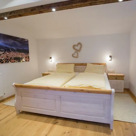 Feldhof Apartament *